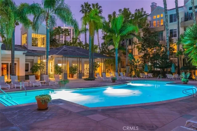 MLS: OC23207022 Condo For Sale