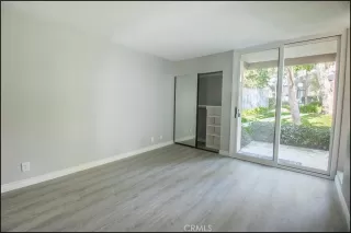 Photo #5: OC23207077 Listing 