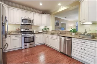 Photo #4: OC23207137 Listing 