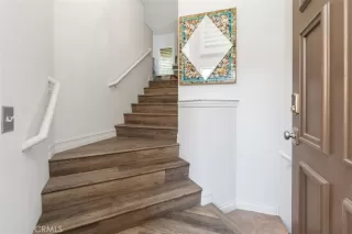 Photo #4: OC23207195 Listing 