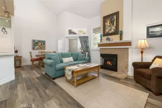 Photo #6: OC23207195 Listing 