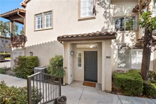 Photo #3: OC23207703 Listing 