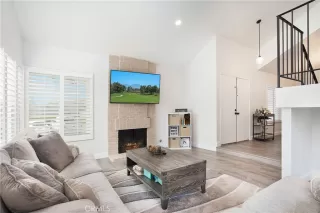 Photo #6: OC23207944 Listing