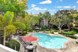 Photo #3: OC23207980 Listing 