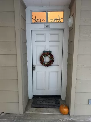 Photo #4: OC23207980 Listing 