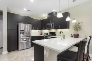 Photo #4: OC23208188 Listing 