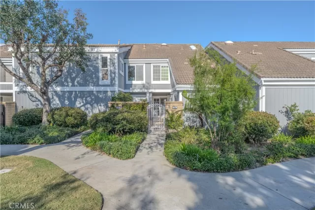 MLS: OC23208210 Condo For Sale