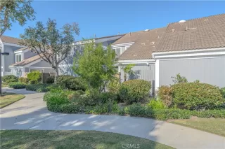 Photo #2: OC23208210 Listing 