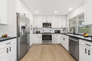 Photo #2: OC23208251 Listing 