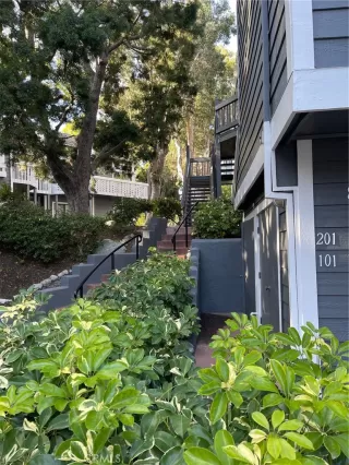 Photo #4: OC23208476 Listing 