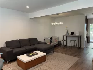 Photo #2: OC23208732 Listing