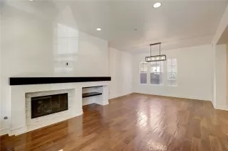 Photo #3: OC23208821 Listing 