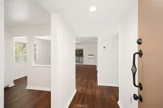 Photo #3: OC23209099 Listing