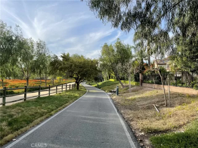 MLS: OC23209102 Condo For Sale