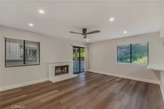 Photo #6: OC23209123 Listing 