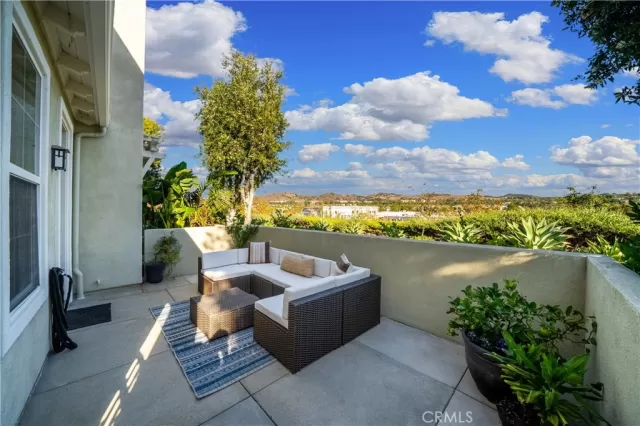 MLS: OC23209141 Condo For Sale