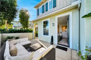 Photo #4: OC23209141 Listing