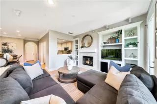 Photo #5: OC23209141 Listing