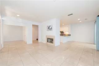 Photo #4: OC23209179 Listing