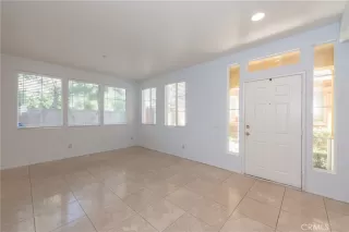 Photo #5: OC23209179 Listing