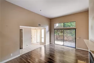 Photo #4: OC23209241 Listing