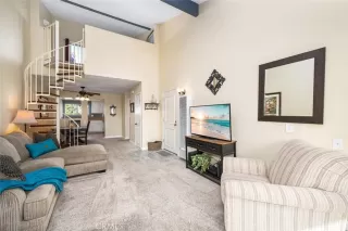 Photo #3: OC23209516 Listing 