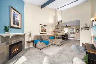 Photo #4: OC23209516 Listing 