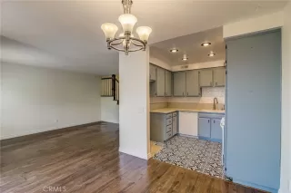 Photo #5: OC23209827 Listing