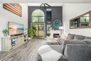 Photo #1: OC23209871 Listing 