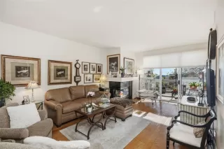 Photo #6: OC23210372 Listing