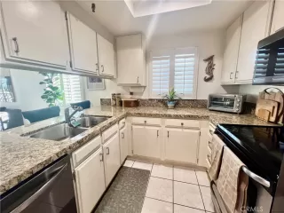 Photo #3: OC23210499 Listing 