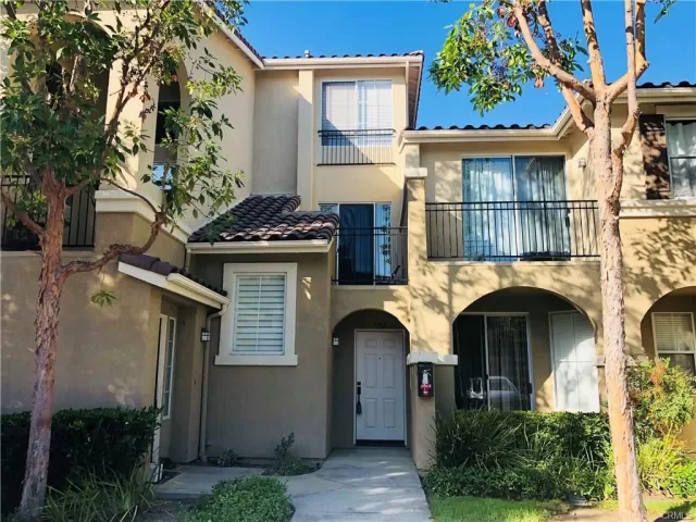 MLS: OC23210575 Condo For Sale