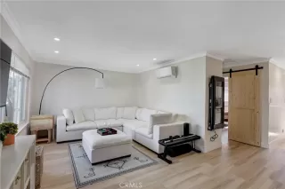 Photo #1: OC23210608 Listing 