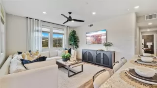 Photo #4: OC23211045 Listing