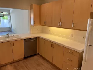 Photo #5: OC23211057 Listing 