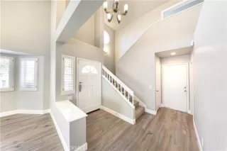 Photo #6: OC23211638 Listing 