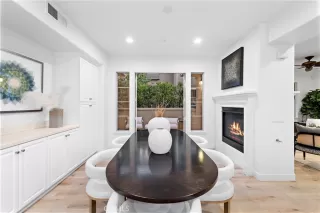 Photo #6: OC23211654 Listing 