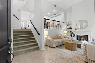 Photo #4: OC23211837 Listing 