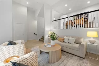 Photo #5: OC23211837 Listing 