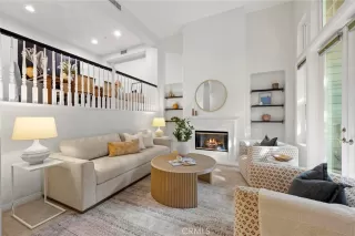 Photo #6: OC23211837 Listing 