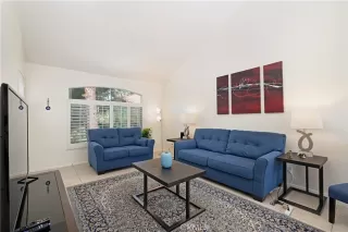 Photo #5: OC23212103 Listing 