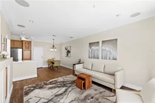 Photo #4: OC23212306 Listing 