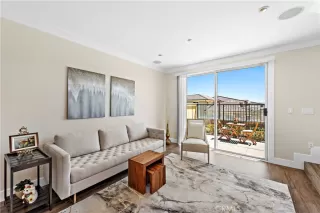 Photo #6: OC23212306 Listing 