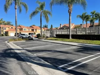 Photo #4: OC23212563 Listing 