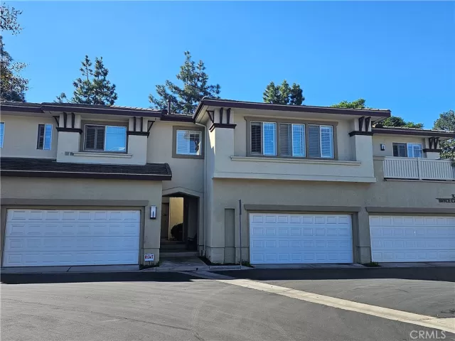 MLS: OC23212639 Condo For Sale