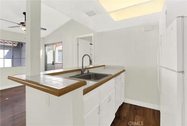 MLS: OC23212711 Condo For Sale