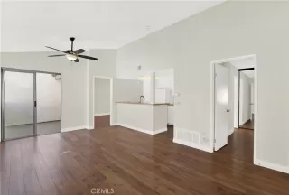 Photo #3: OC23212711 Listing