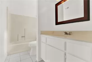 Photo #6: OC23212711 Listing