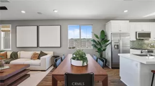 Photo #4: OC23212886 Listing