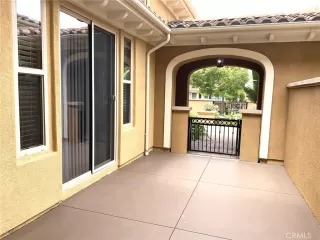 Photo #2: OC23213283 Listing 